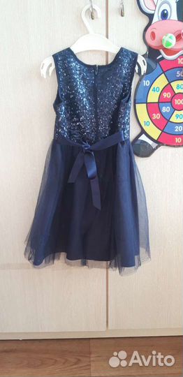 Платье, сапоги