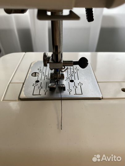 Швейная машина elna 1110