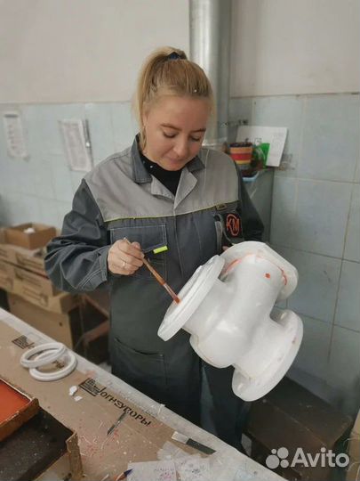 Сборщицы из пенопласта