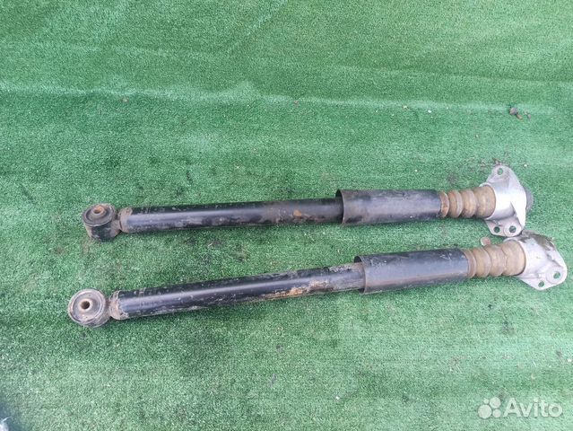 Амортизатор Volkswagen Polo