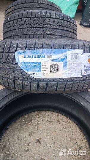 Sailun Ice Blazer Arctic 215/50 R17 91T