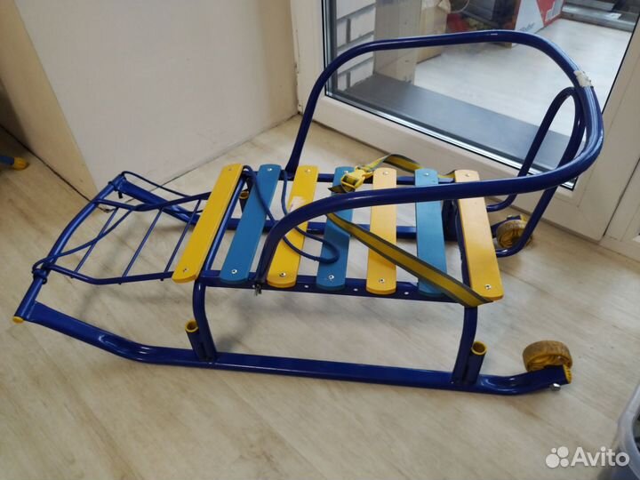 Детские санки на колесах