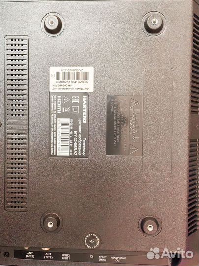 Телевизор hartens 32 дюйма SMART tv