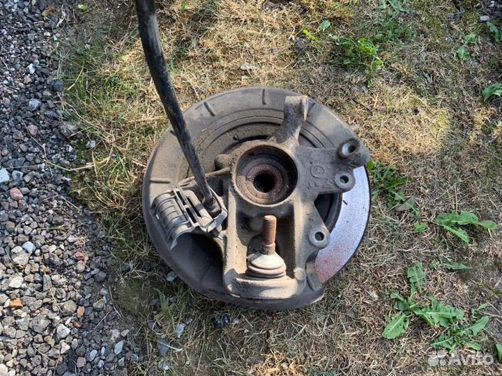 Цапфа задняя левая Mercedes Gl-Class W164 5 2008