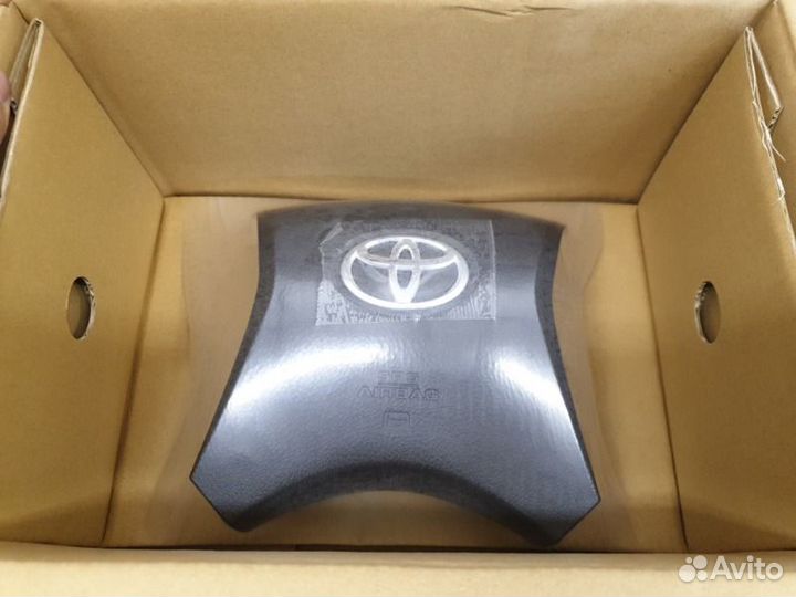 Airbag на руль передний Toyota Hilux 7 2011-2015