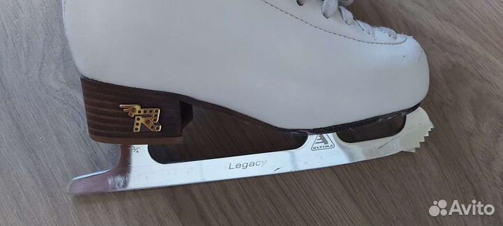 Фигурные коньки risport rf3 pro