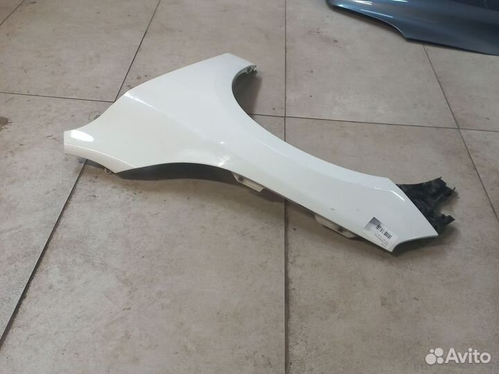 Крыло переднее левое Volvo S60 2013-2018 год