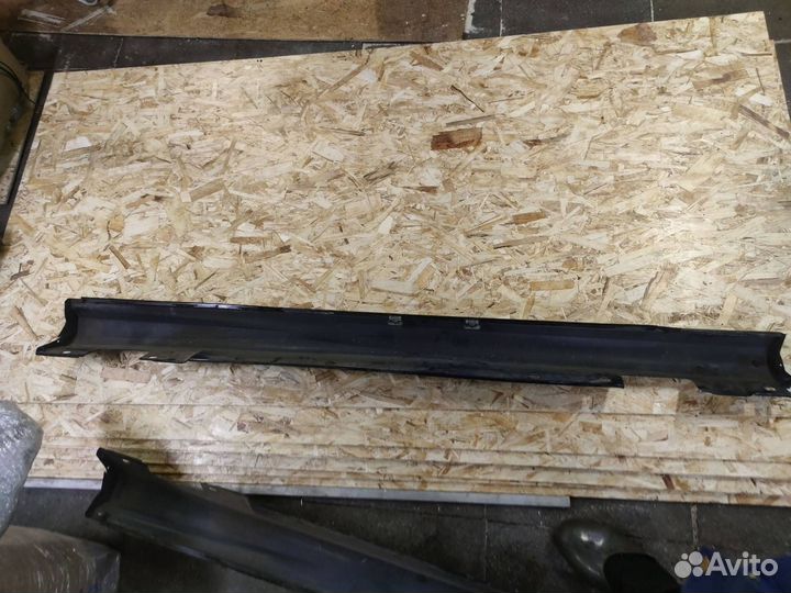 Накладка на порог левая Mercedes-Benz C-Класс