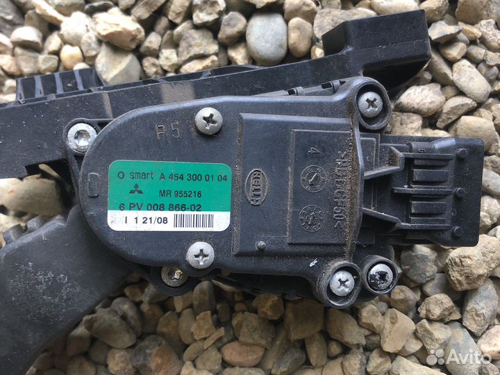 Педаль газа Colt z3 z34a европеец