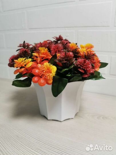 Искусственные декоративные цветы