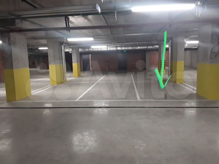 Машиноместо, 14 м²