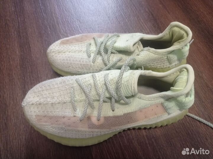 Кроссовки Adidas yeezy boost мальчику