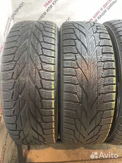 Nokian Tyres Hakkapeliitta R2 SUV 215/60 R17 96M