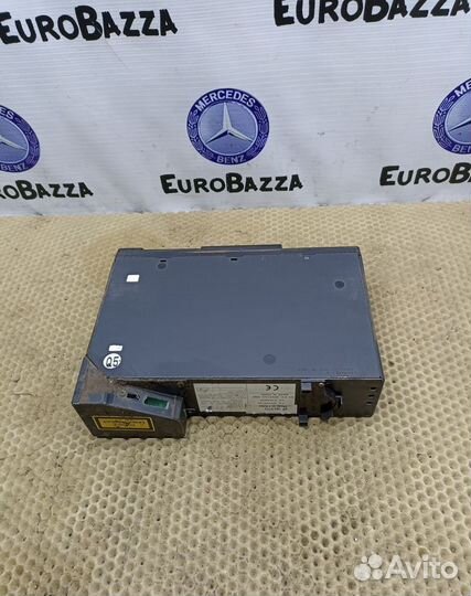 CD Чейнджер Mercedes W210