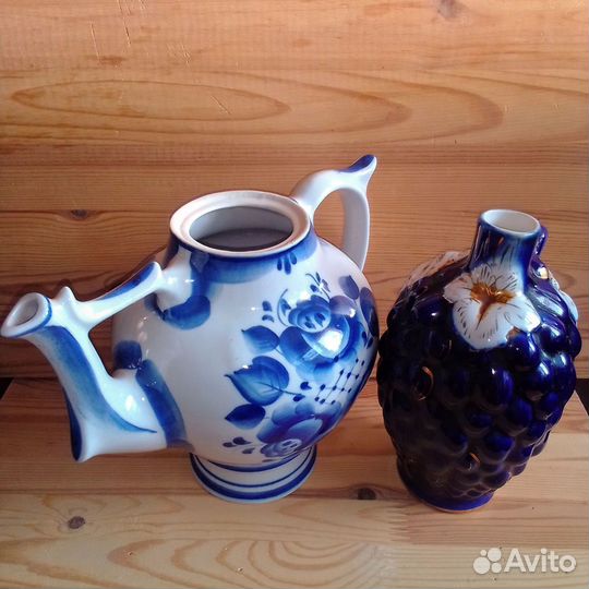 Заварник и кувшин