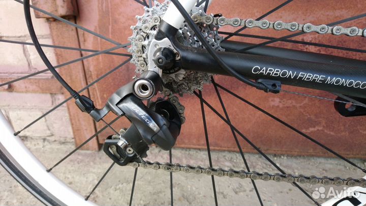 Карбоновый шоссейный велосипед Kuota Kharma