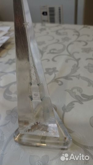 Кашпо пчелка, стелла памяти