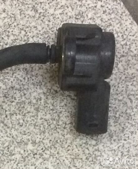 Датчик давления воздуха A0041533228 Мерседес W220