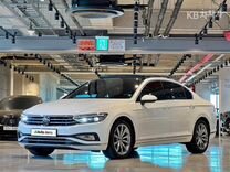 Volkswagen Passat 2.0 AMT, 2021, 37 800 км, с пробегом, цена 2 099 000 руб.