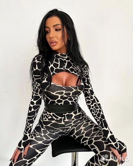 Комбинезон женский