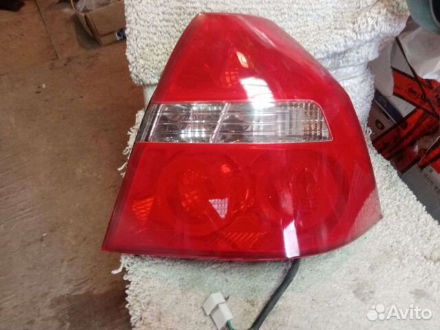 Фонарь задний правый на Chevrolet Aveo T250