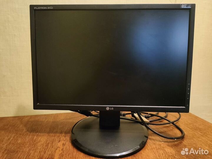 Монитор LG flatron