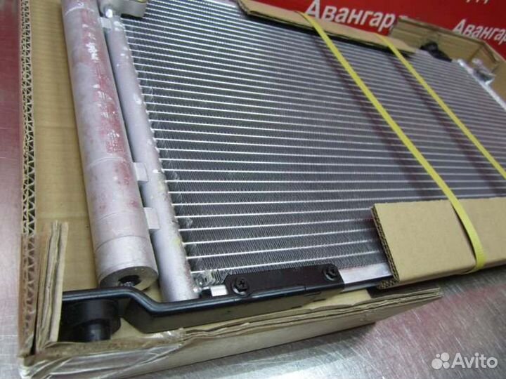Радиатор кондиционера Toyota Avensis T250 2AZ-FSE