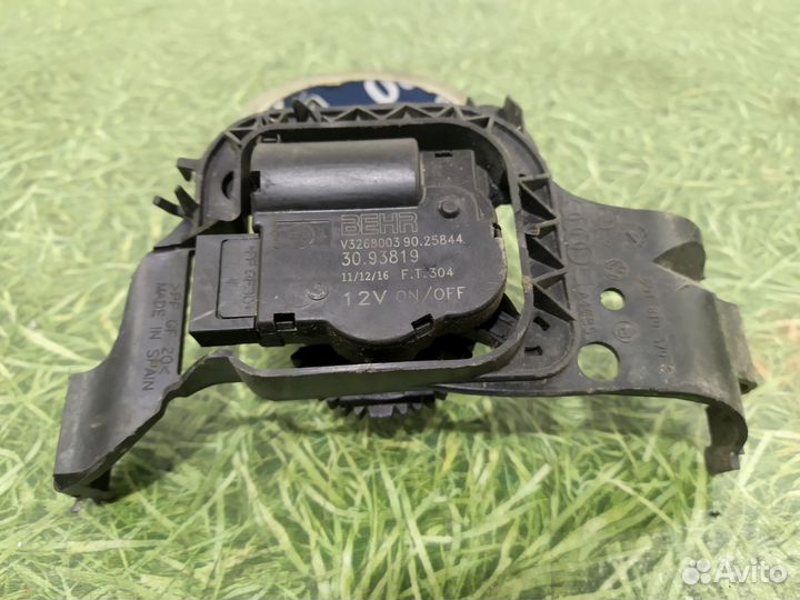 Моторчик заслонки отопителя Volkswagen Polo MK5