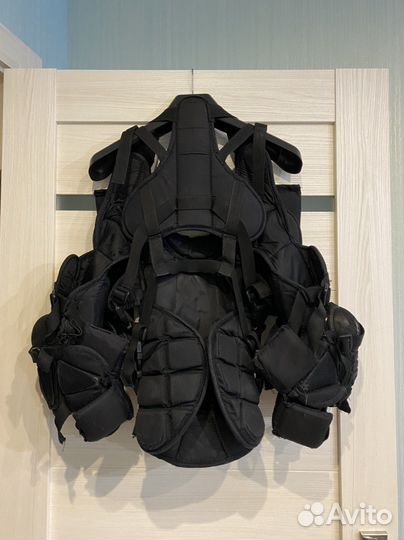 Вратарский нагрудник Reebok P4 NHL р-р JR l/xl