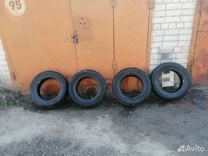 Continental CrossContact LX25 215/65 R16 98H