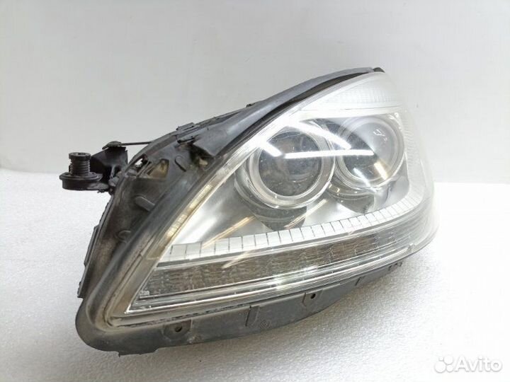Фара левая Mercedes-Benz S-Class W221 5.5 M273