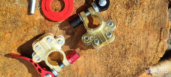 Клемы аккумулятора