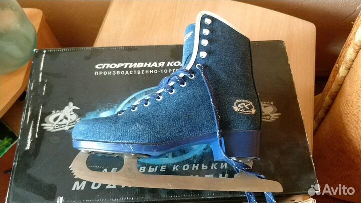 Коньки женские Новые