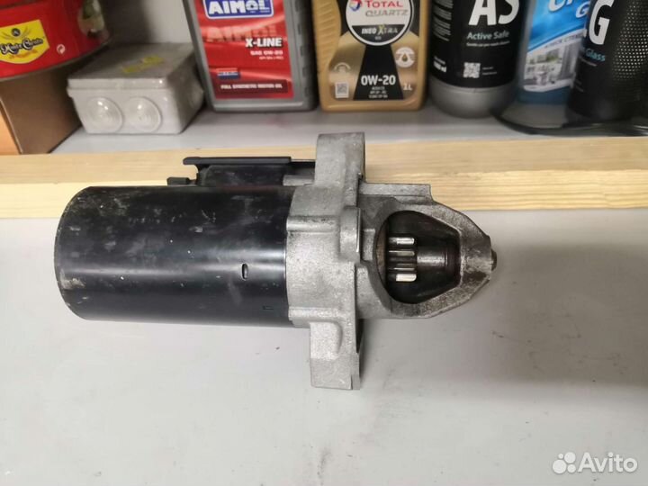 Стартер Audi A8 D2