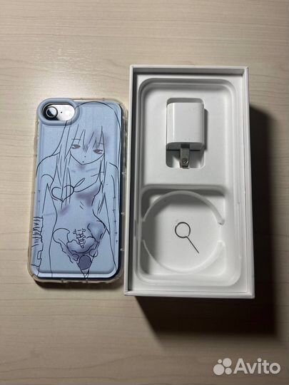 iPhone SE (2020), 64 ГБ