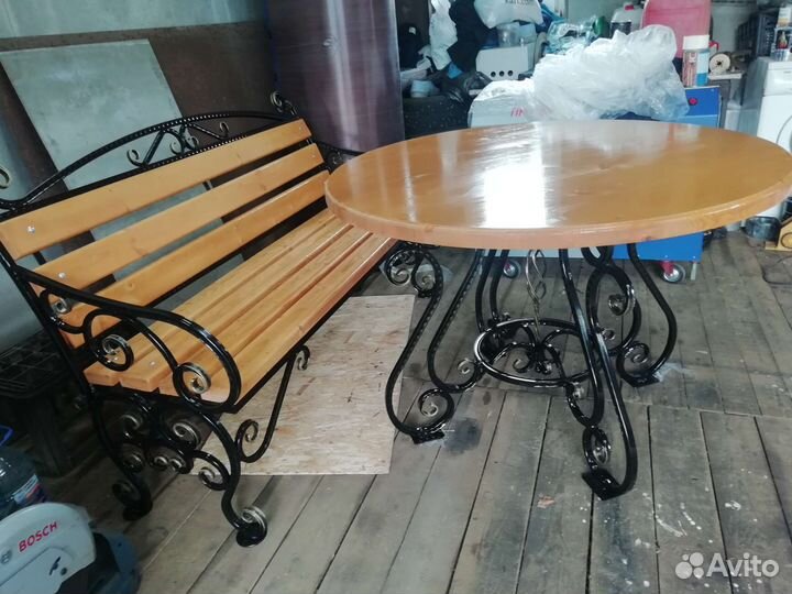 Лавочка садовая