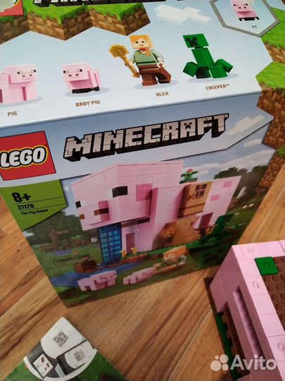 Lego minecraft дом свинья оригинал