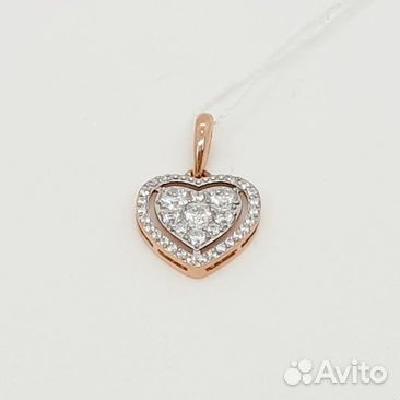 Золотая подвеска с камнем