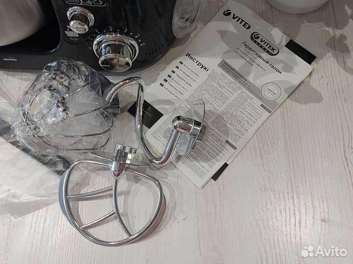 Планетарный миксер vitek, новый