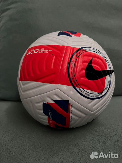Футбольный мяч nike flight 5