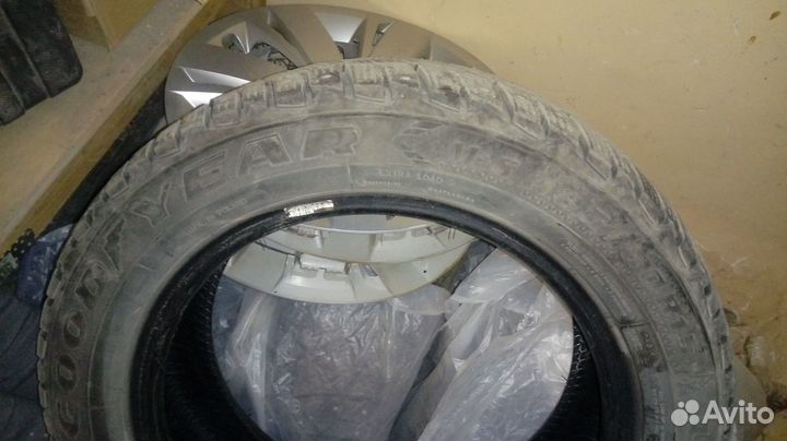 Goodyear UltraGrip 5 185/60 R15