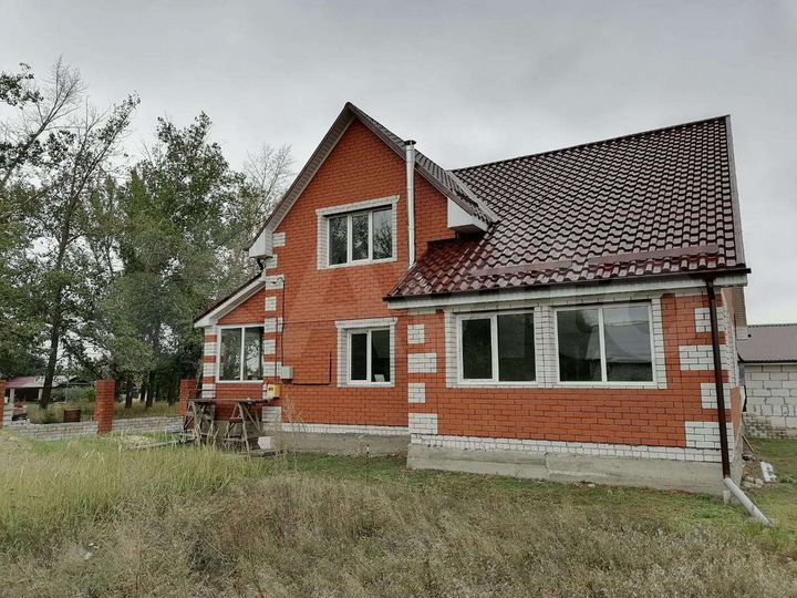 Дом 181,1 м² на участке 15 сот.