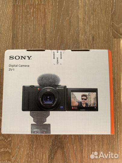 Камера для видеоблога Sony ZV-1 (Новая)