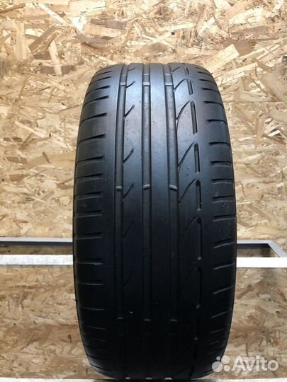 Bridgestone Potenza S001 215/55 R16
