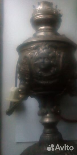 Лампа настольная