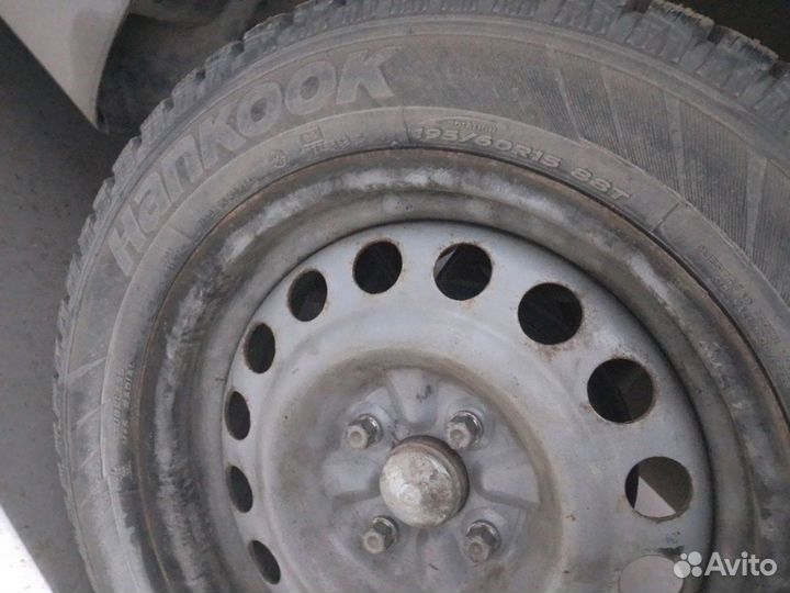 Колеса Hankook 195/60r15 (в сборе)