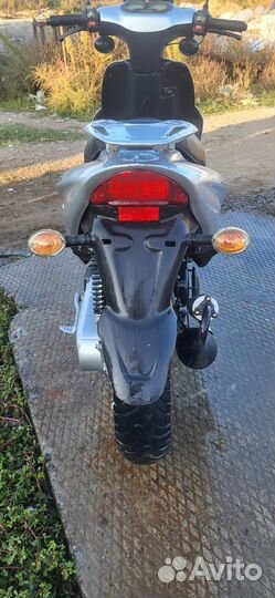 Скутер Stels Leader