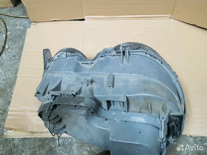 Фара передняя левая Mercedes w210 дорестайл галоге