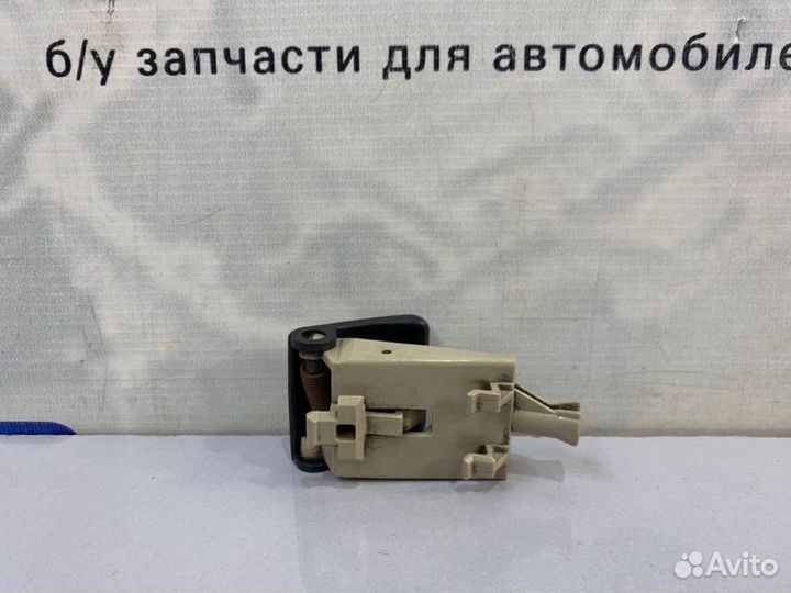 Ручка открывания капота Toyota Rav4 XA40 2AR-FE