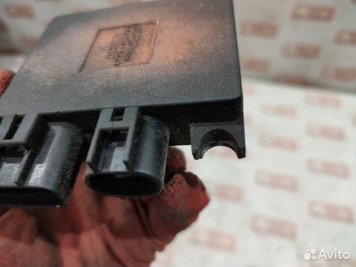 Блок управления вентилятором Mazda Cx-7 ER L3-VDT